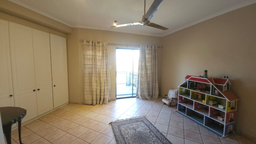 4 Bedroom Property for Sale in Ifafi North West